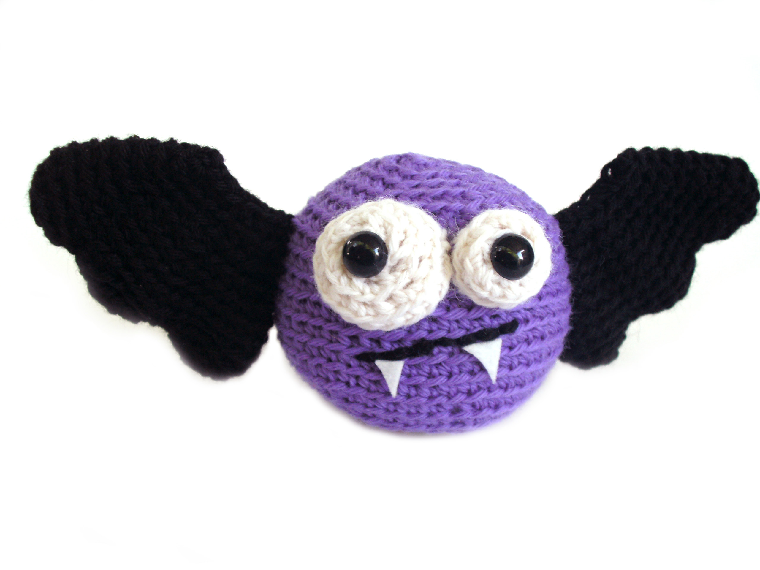 Crochet an adorable Tiny Bat for Halloween | FreshStitches
