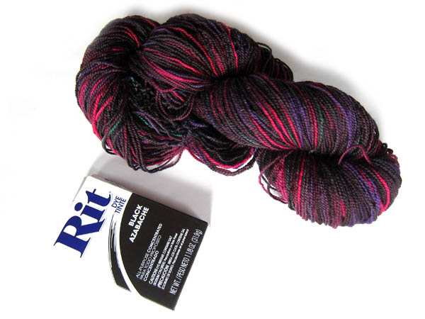 Dyeing yarn with Rit Dye