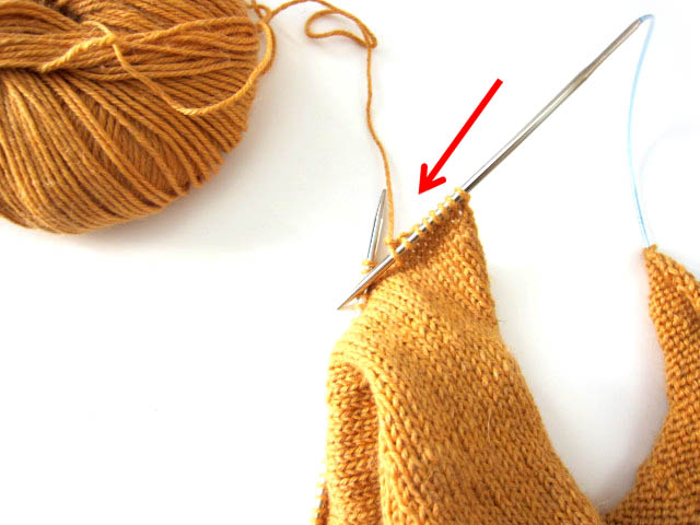 knitting with yarn on right side