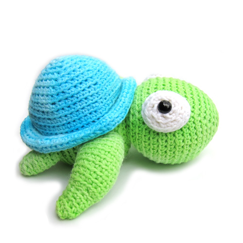Sea Turtle Crochet Pattern FreshStitches Turtle sea crochet amigurumi pattern freshstitches bradley patterns