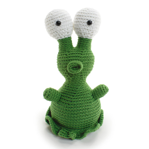 FreshStitches alien crochet pattern
